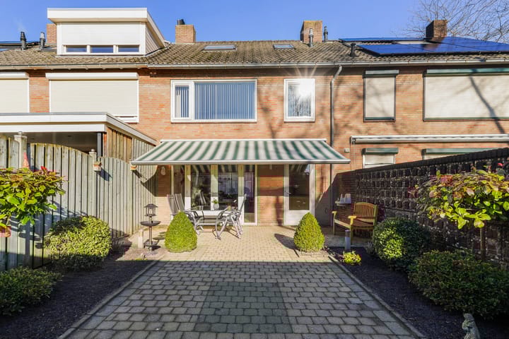 Foto 30 van Hobbemastraat 15