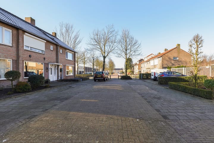 Foto 35 van Hobbemastraat 15