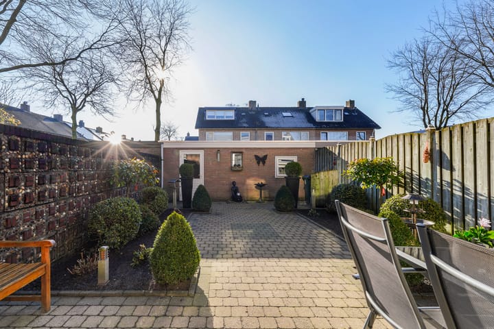 Foto 32 van Hobbemastraat 15