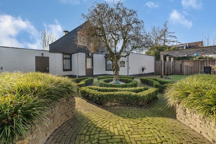 Foto 36 van Lentzinckserve 16