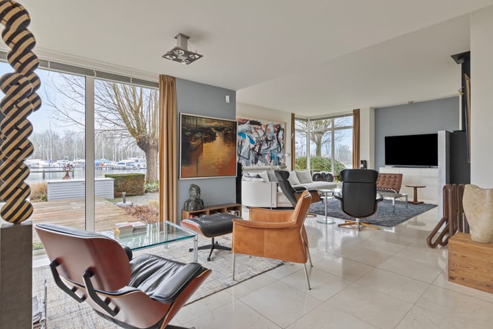 Photo 2 of Oranjeplaat 58-R