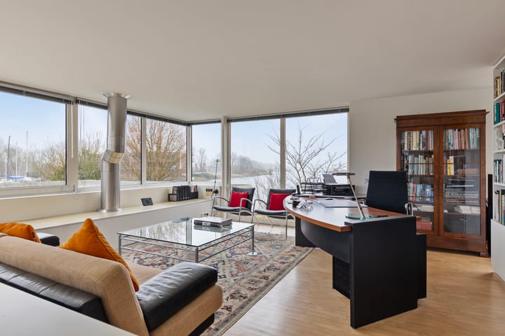 Photo 4 of Oranjeplaat 58-R