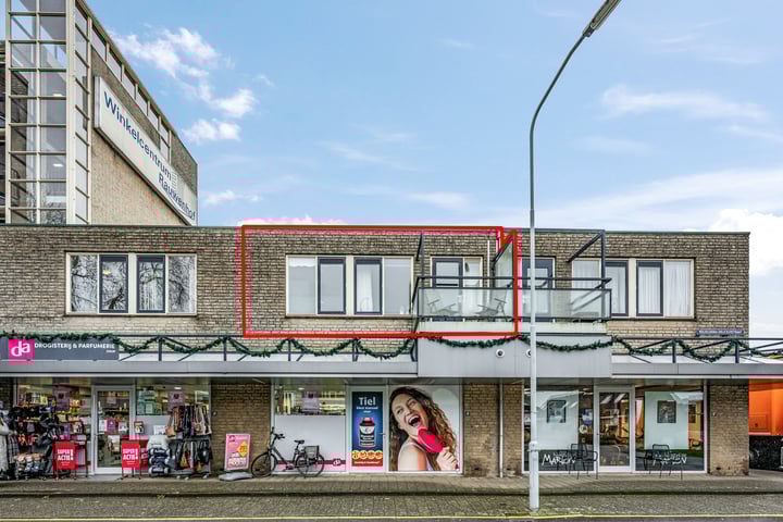 Bekijk foto van Wilhelmina Druckerstraat 27