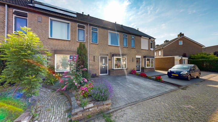 Photo 38 of Rentmeestersstraat 10