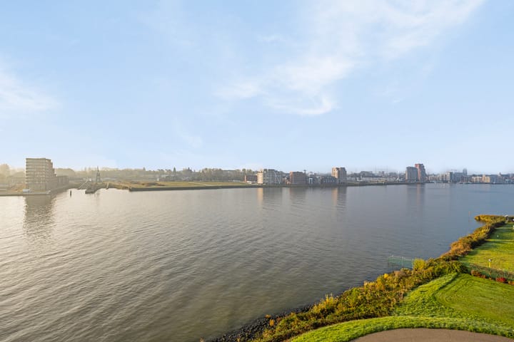 Foto 10 van Pontonniersweg 176