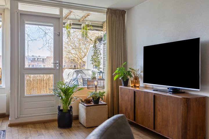 Foto 5 van Moleneindplein 154