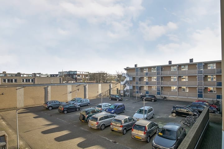 Foto 20 van Moleneindplein 154