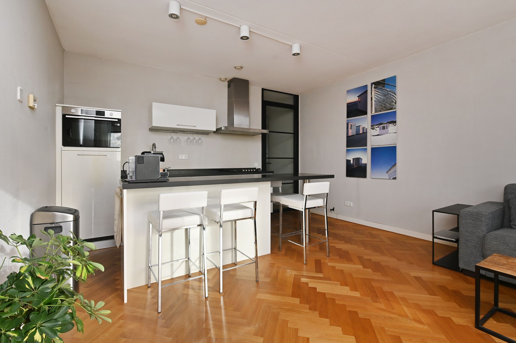 Foto 15 van Rotterdamsestraat 2-18