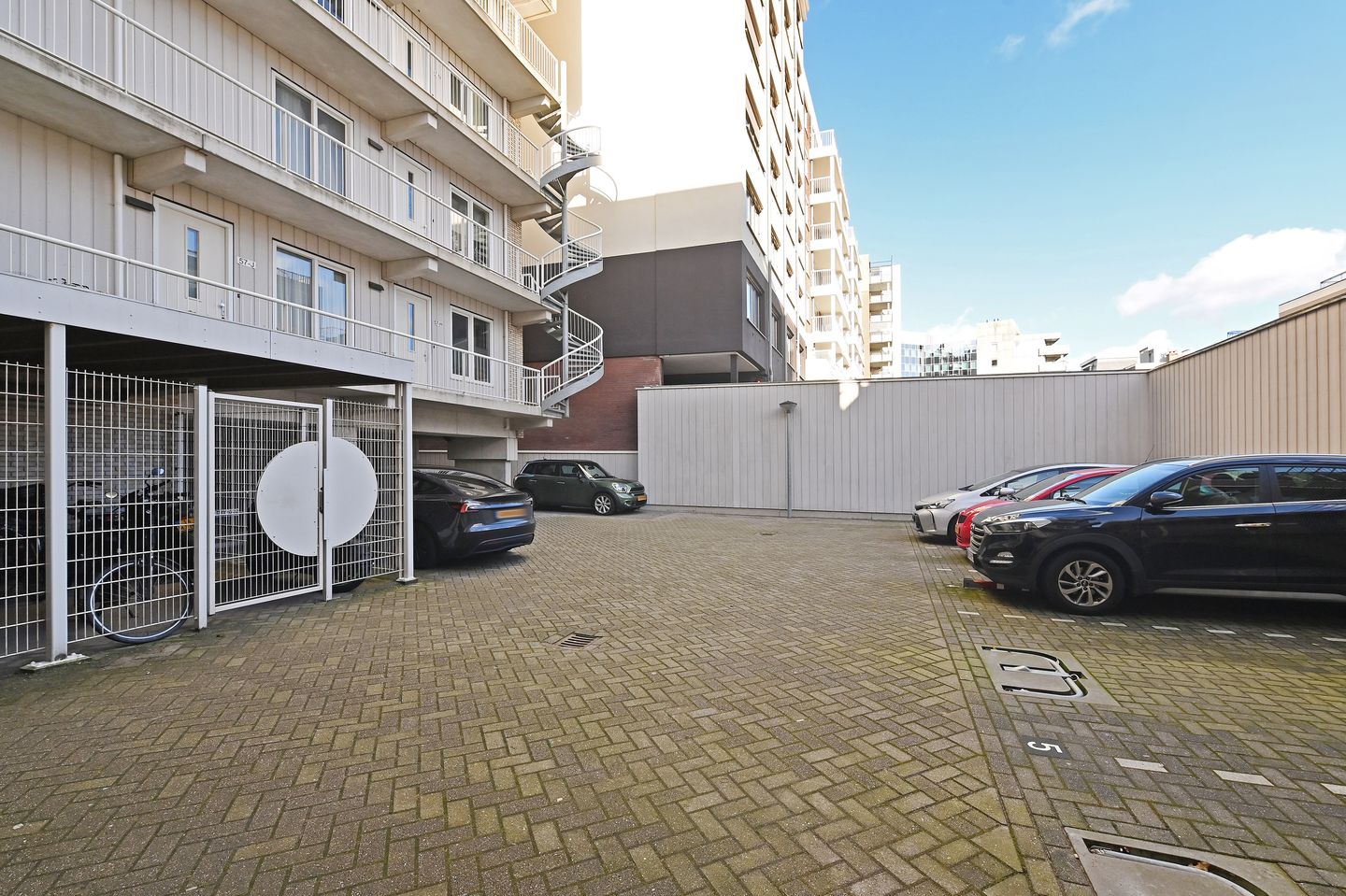 Foto 29 van Rotterdamsestraat 2-18