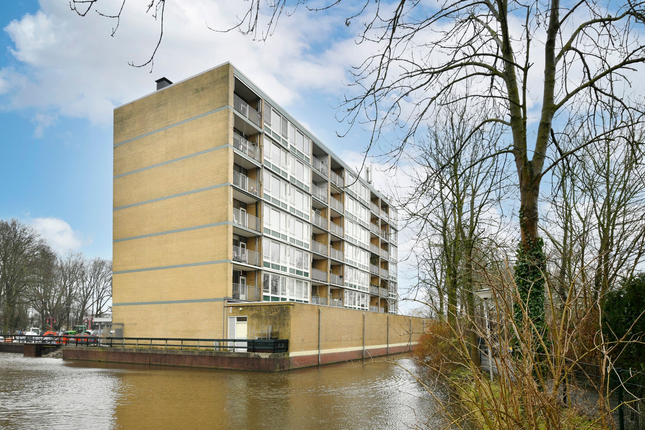 Foto 3 van Sluisplein 26