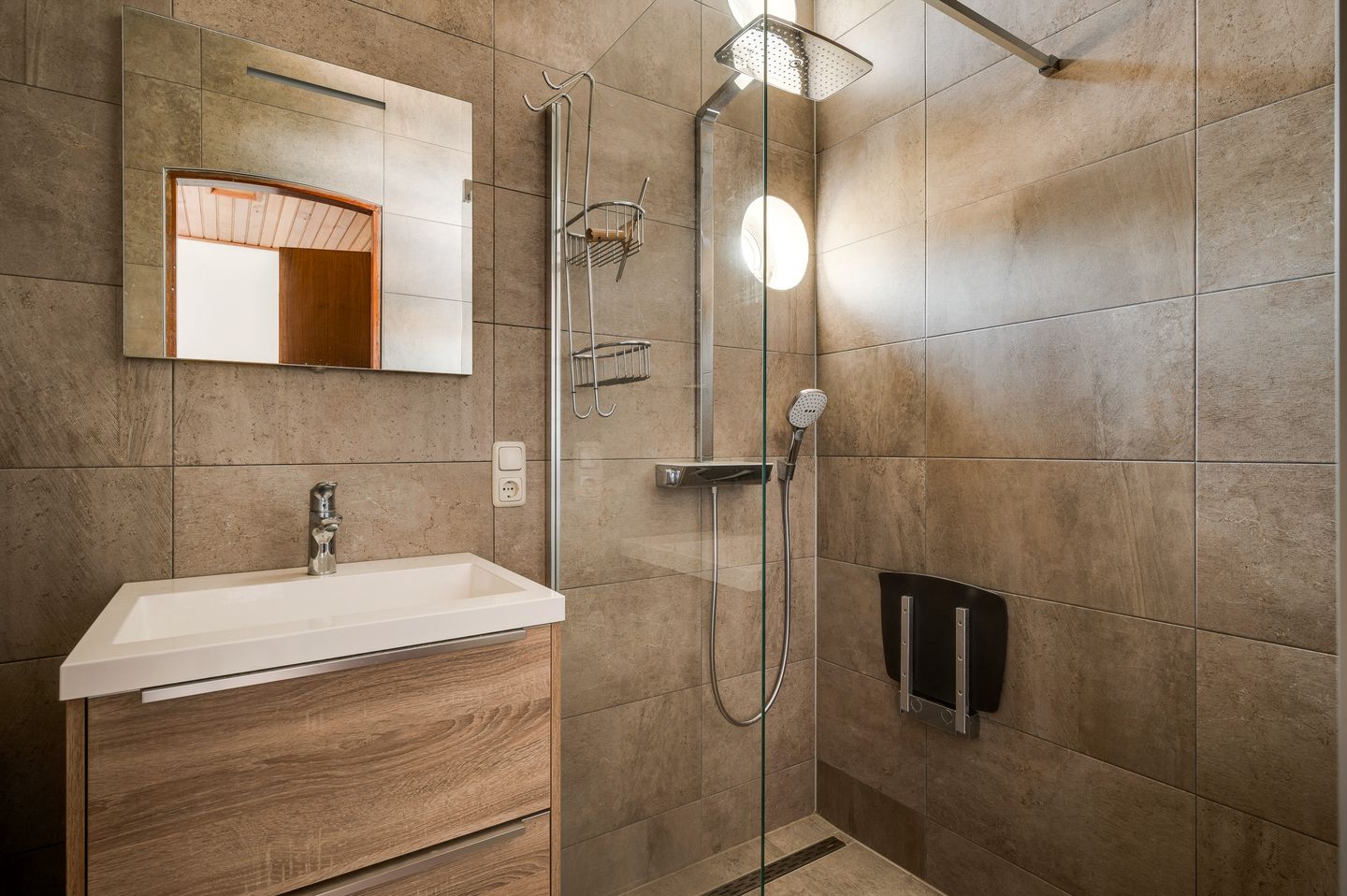 Foto 20 van Charles Beltjenslaan 5