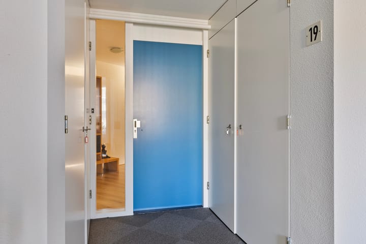 Foto 11 van van Emstplein 19