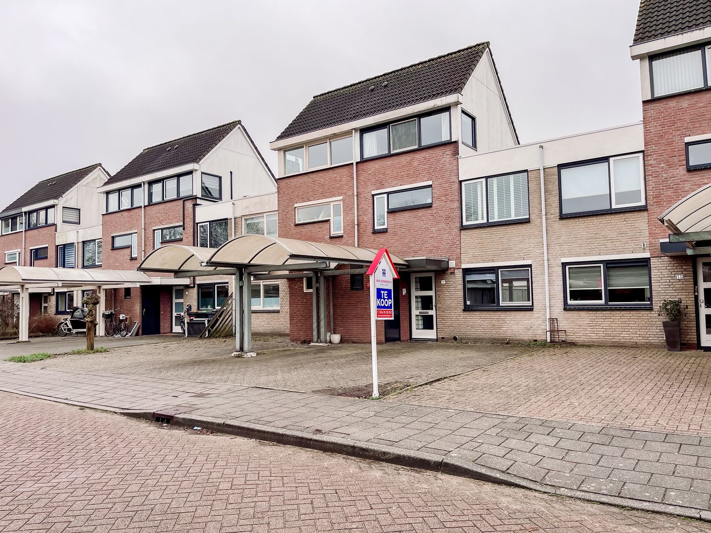 Foto 1 van Castor 11