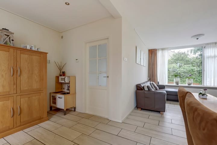 Foto 10 van van Dijckstraat 46