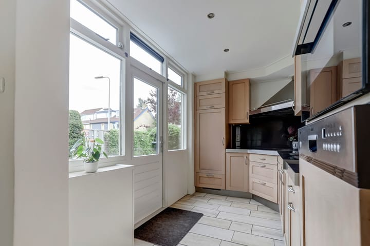 Foto 13 van van Dijckstraat 46