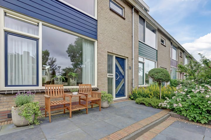 Foto 42 van van Dijckstraat 46