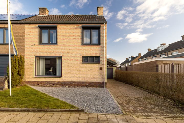 Foto 1 van Pastoor Verbeekstraat 18