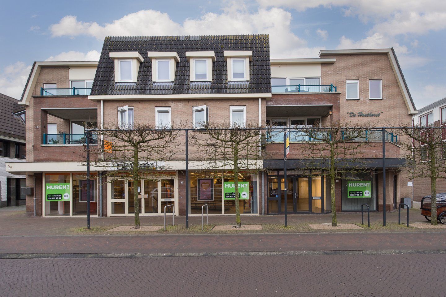 View photo 1 of Dorpsstraat 32-34