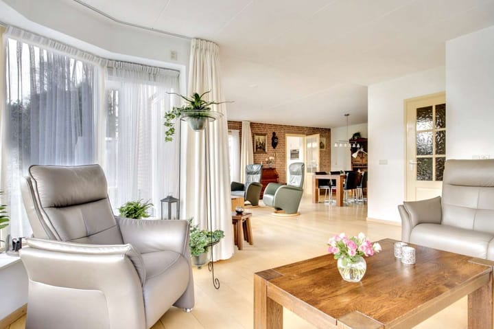 Photo 8 of Lepelaar 43