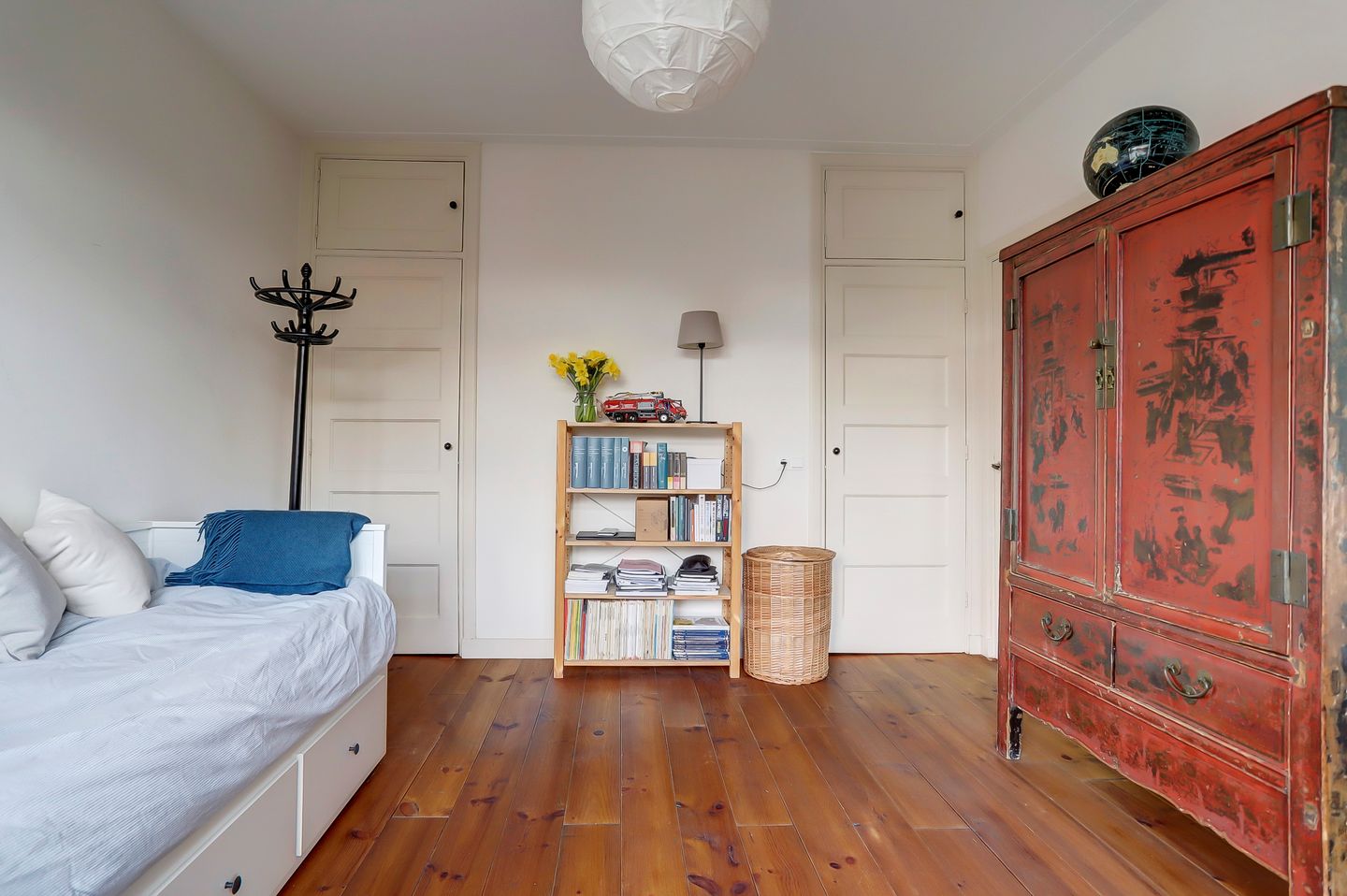 Foto 25 van Eemwijkplein 9