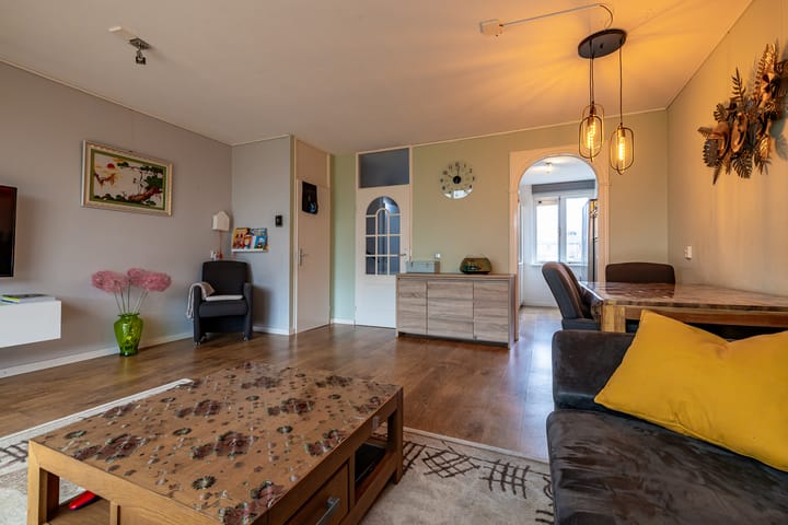 Foto 11 van Nijstukken 84