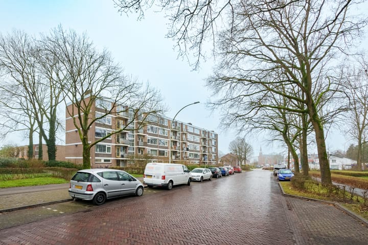 Foto 3 van Van Uvenweg 126-III