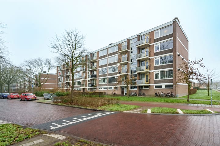 Foto 4 van Van Uvenweg 126-III