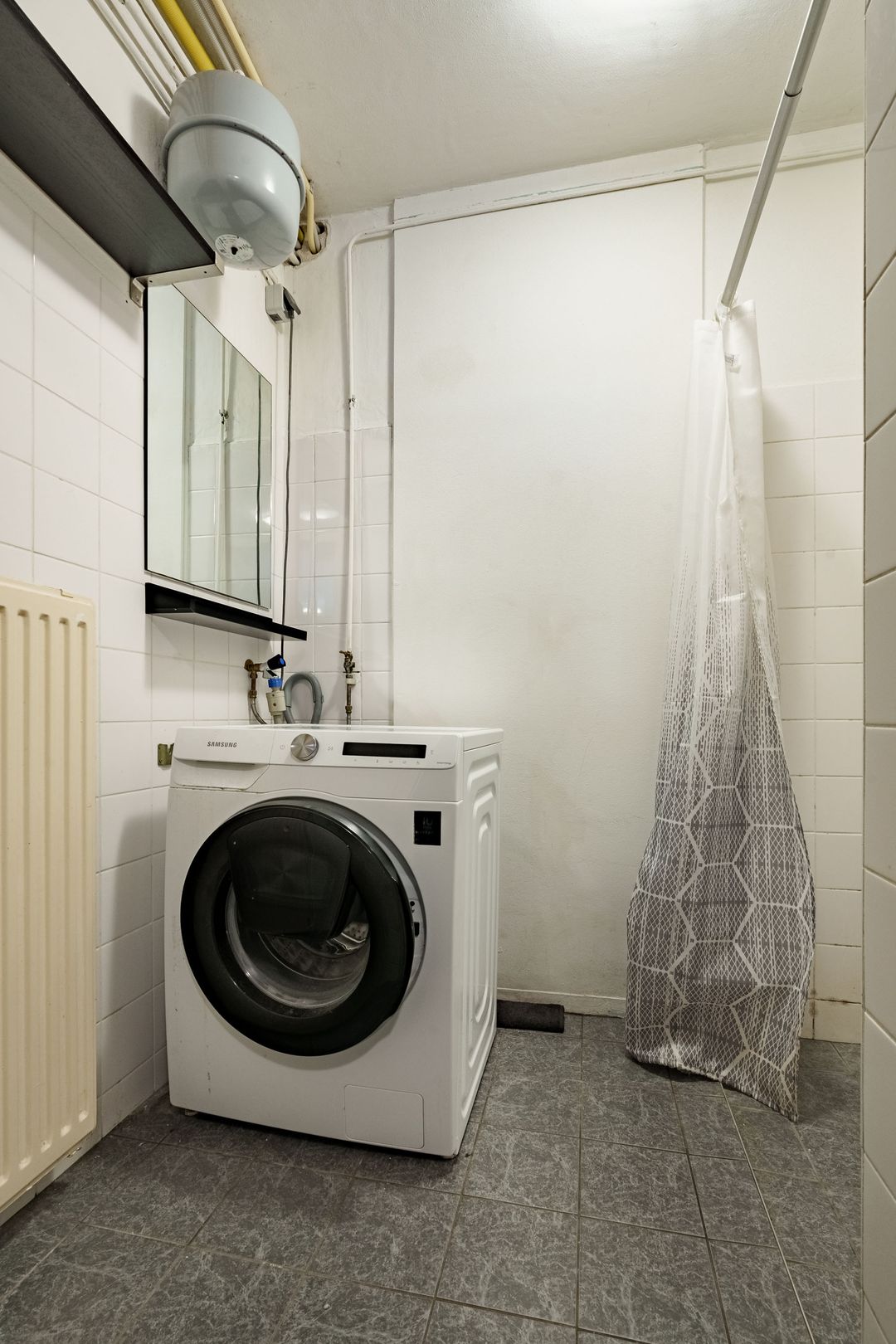 Foto 16 van Van Uvenweg 126-III