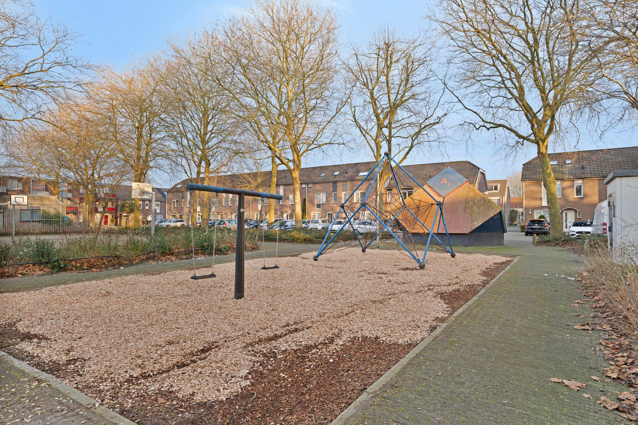 Foto 33 van Overlanderstraat 353