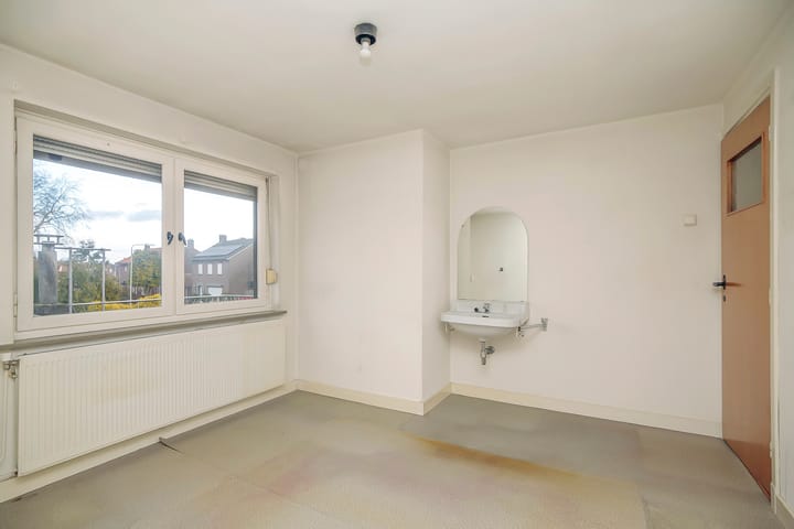 Foto 23 van Baarlosestraat 27