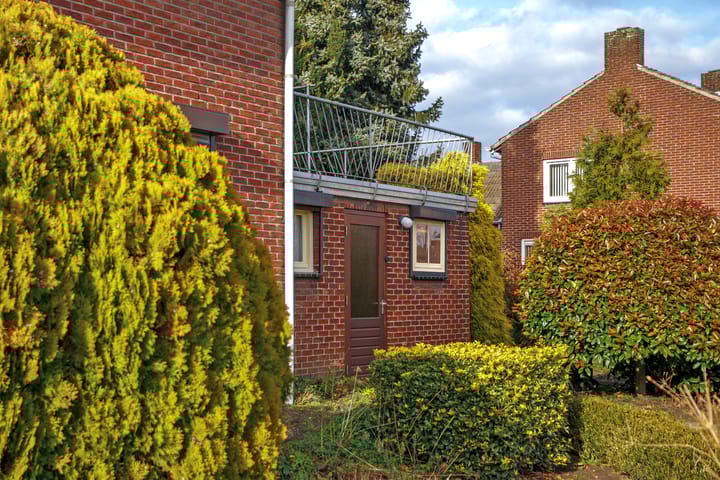 Foto 34 van Baarlosestraat 27