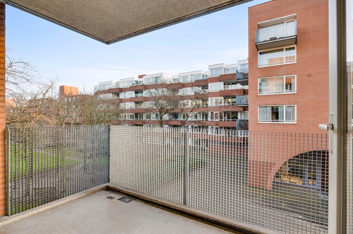 Photo 4 of Remalunet 33-C