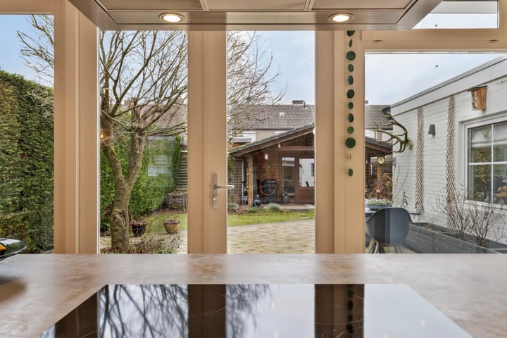 Foto 16 van Julianastraat 19