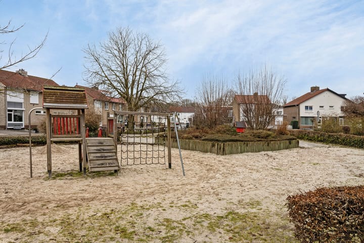 Foto 33 van Julianastraat 19