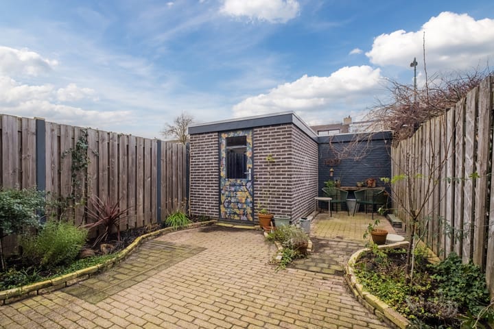 Photo 38 of Zagerstraat 43