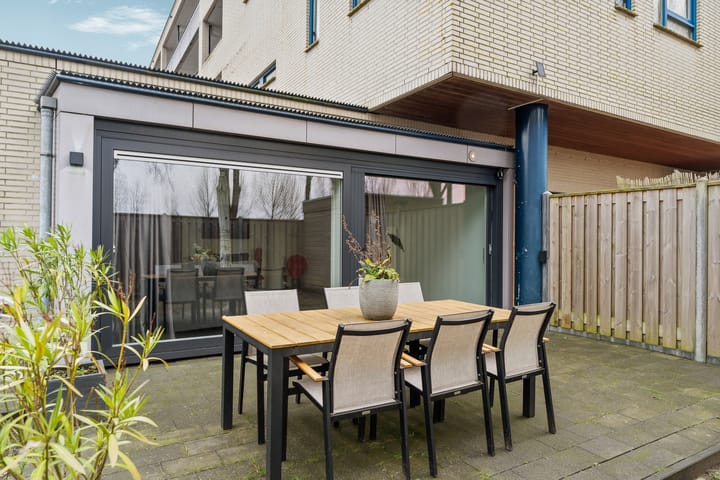 Foto 36 van Govert Flinckstraat 2