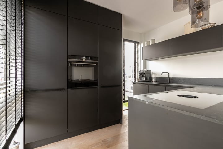 Photo 14 of Dokter Stapenséastraat 24