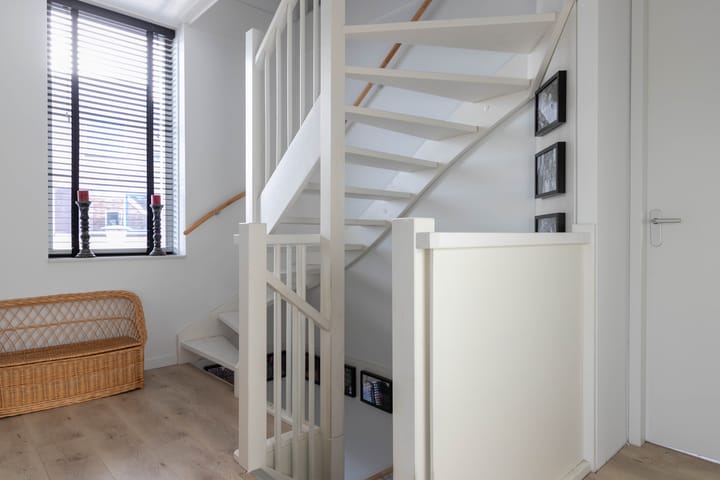 Photo 27 of Dokter Stapenséastraat 24