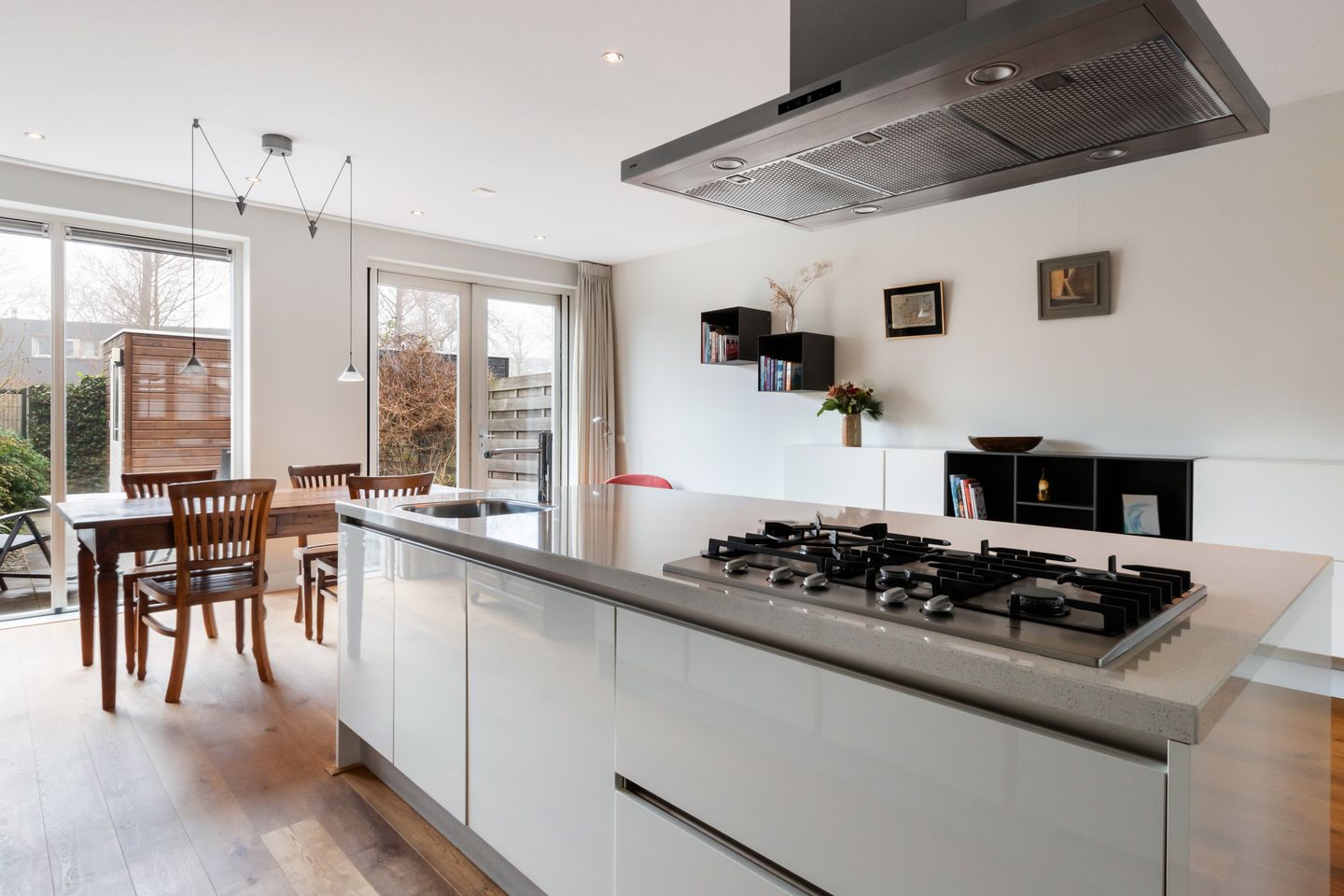 Foto 14 van Van Staverenstraat 35