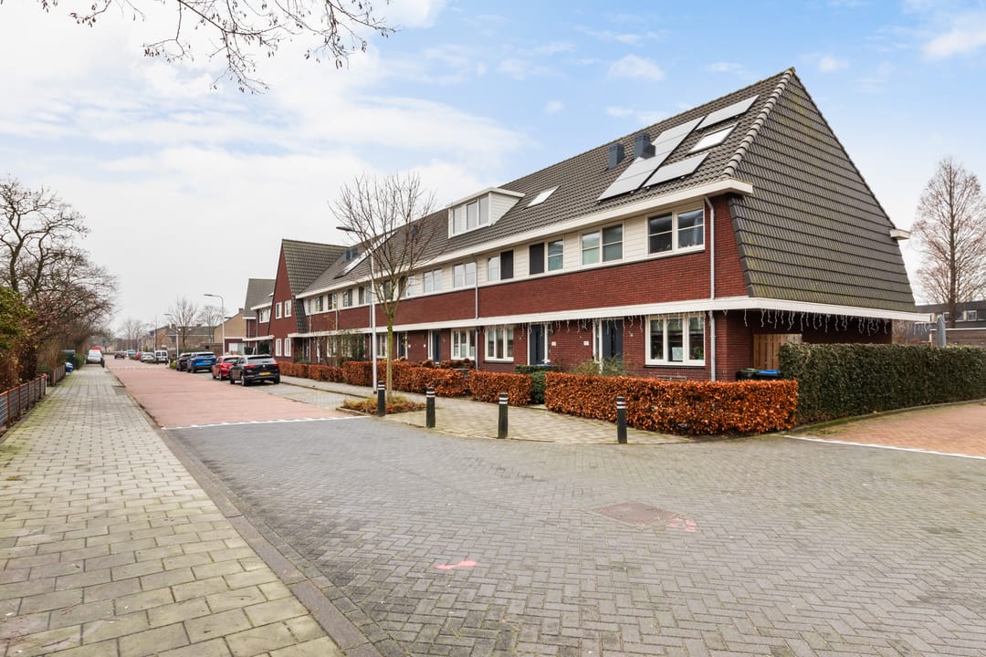 Foto 43 van Van Staverenstraat 35