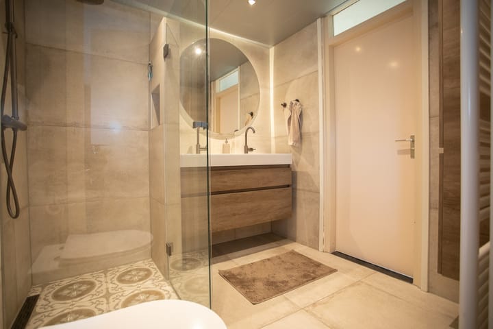 Foto 33 van Irisstraat 12