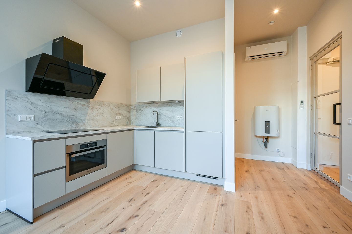 Foto 10 van Conradkade 54-A