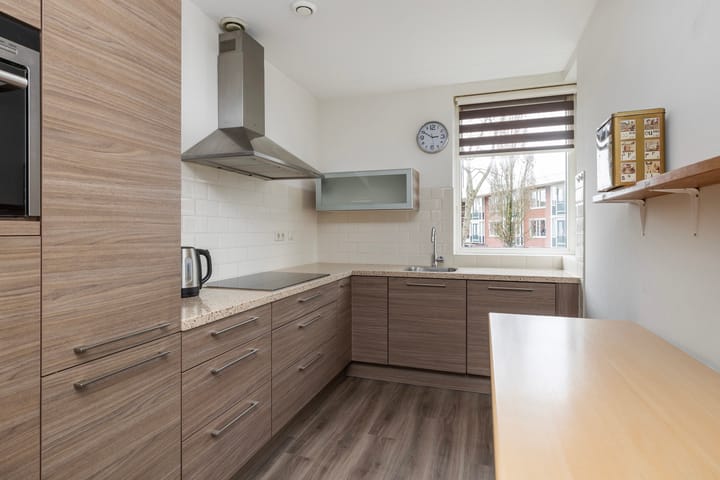 Photo 4 of Pieter Bieremastraat 1-A