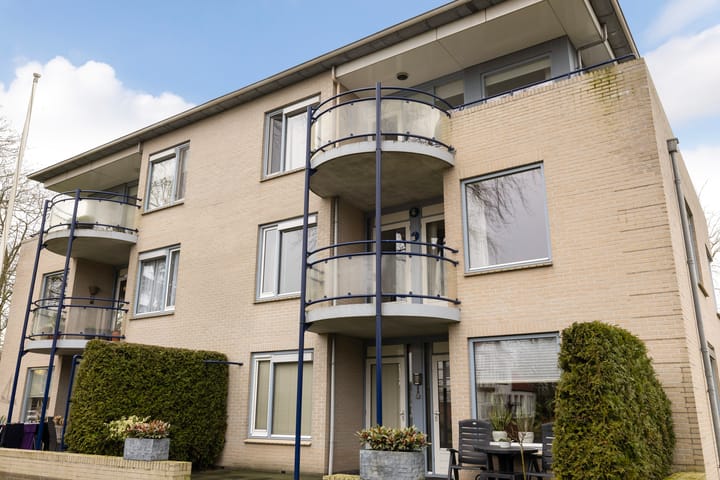 Photo 7 of Pieter Bieremastraat 1-A