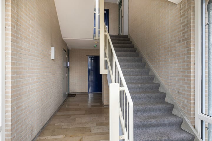 Photo 9 of Pieter Bieremastraat 1-A