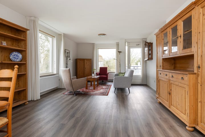 Photo 13 of Pieter Bieremastraat 1-A