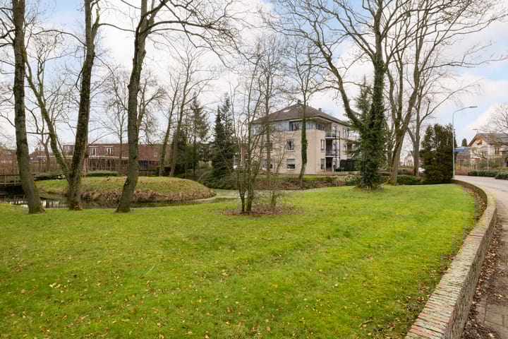 Photo 32 of Pieter Bieremastraat 1-A