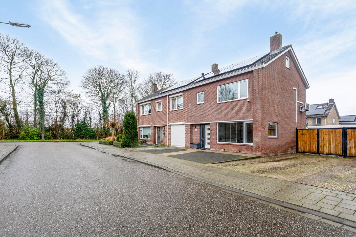 Photo 29 of Voltastraat 4