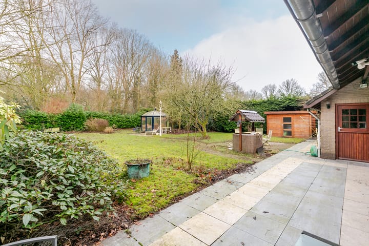 Foto 40 van Berglaan 9