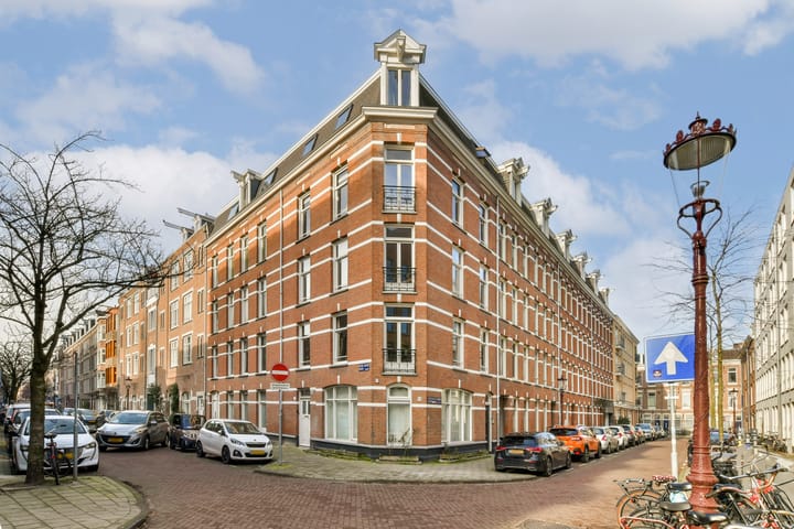 Foto 2 van Rustenburgerdwarsstraat 14-1